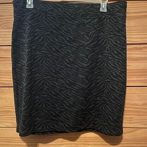 🎉 Style & Co Fitted Zebra Print Skirt